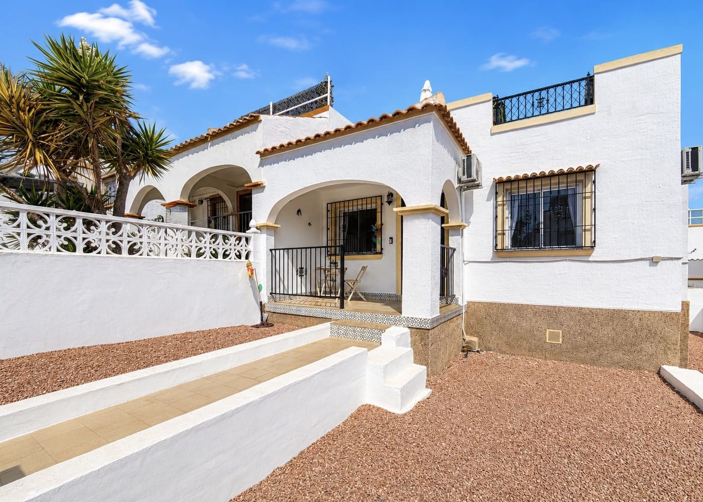 3 camera da letto Villa in vendita in La Marina con piscina garage - 179.950 € (Rif: 10026008)