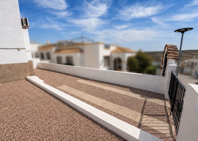 3 camera da letto Villa in vendita in La Marina, Elche / Elx con piscina garage - 179.950 € (Rif: 10026008)