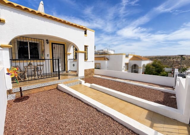 3 camera da letto Villa in vendita in La Marina, Elche / Elx con piscina garage - 179.950 € (Rif: 10026008)