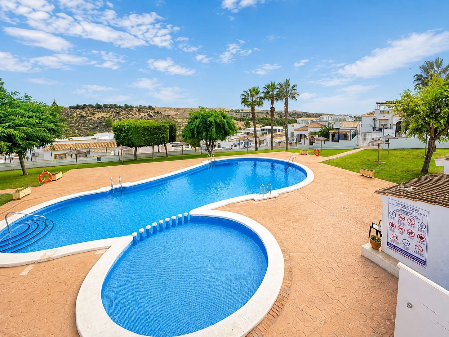 3 camera da letto Villa in vendita in La Marina con piscina garage - 179.950 € (Rif: 10026008)