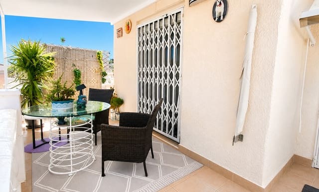 3 sovrum Villa till salu i La Marina, Elche / Elx med garage - 245 000 € (Ref: 10031115)