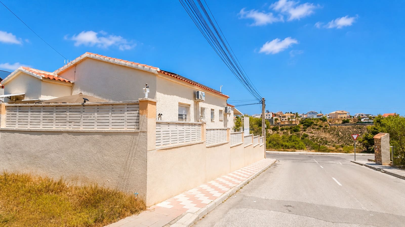 3 sovrum Villa till salu i La Marina med garage - 245 000 € (Ref: 10031115)