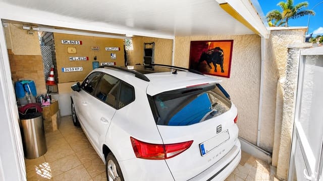 3 sovrum Villa till salu i La Marina, Elche / Elx med garage - 245 000 € (Ref: 10031115)
