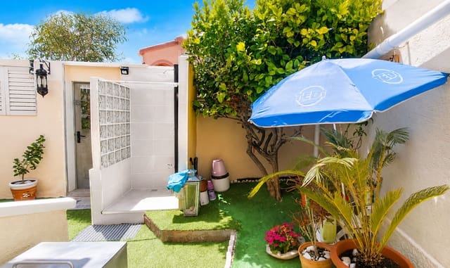 3 sovrum Villa till salu i La Marina, Elche / Elx med garage - 245 000 € (Ref: 10031115)