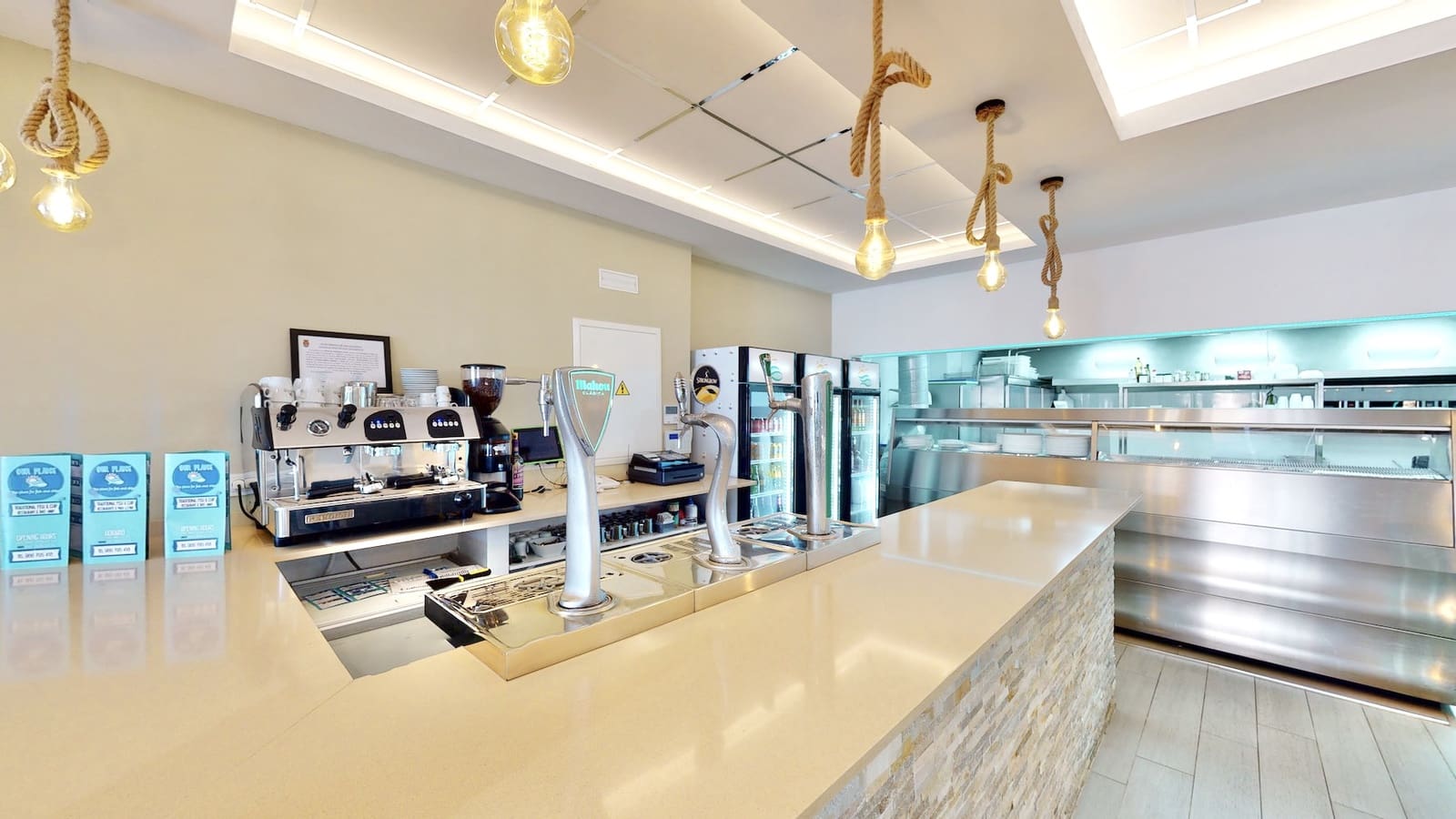 Local Commercial à vendre à La Marina - 150 000 € (Ref: 10041746)