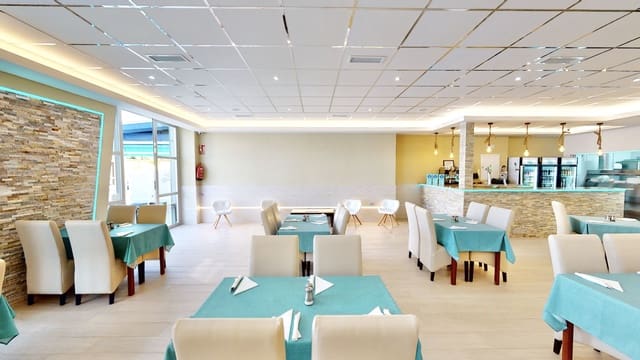 Local Commercial à vendre à La Marina, Elche / Elx - 150 000 € (Ref: 10041746)