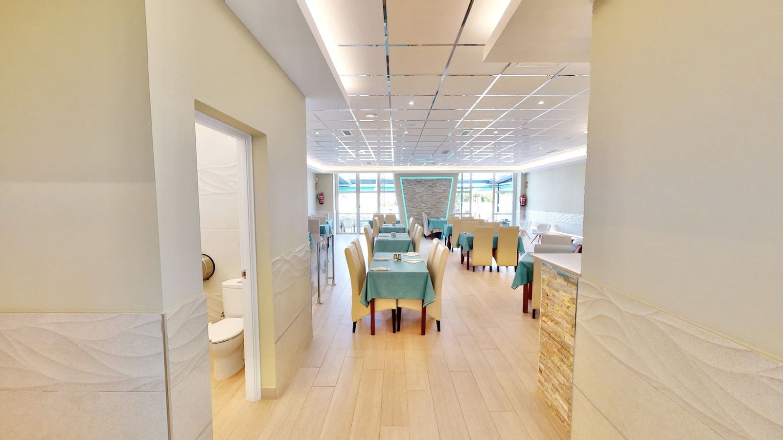 Commercial for sale in La Marina - € 150,000 (Ref: 10041746)