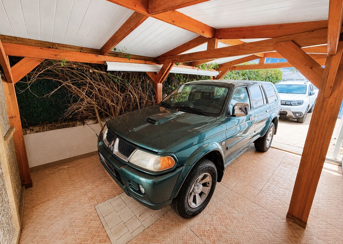 3 makuuhuone Huvila myytävänä paikassa La Marina mukana uima-altaan 
autotalli - 525 000 € (Ref: 10041747)