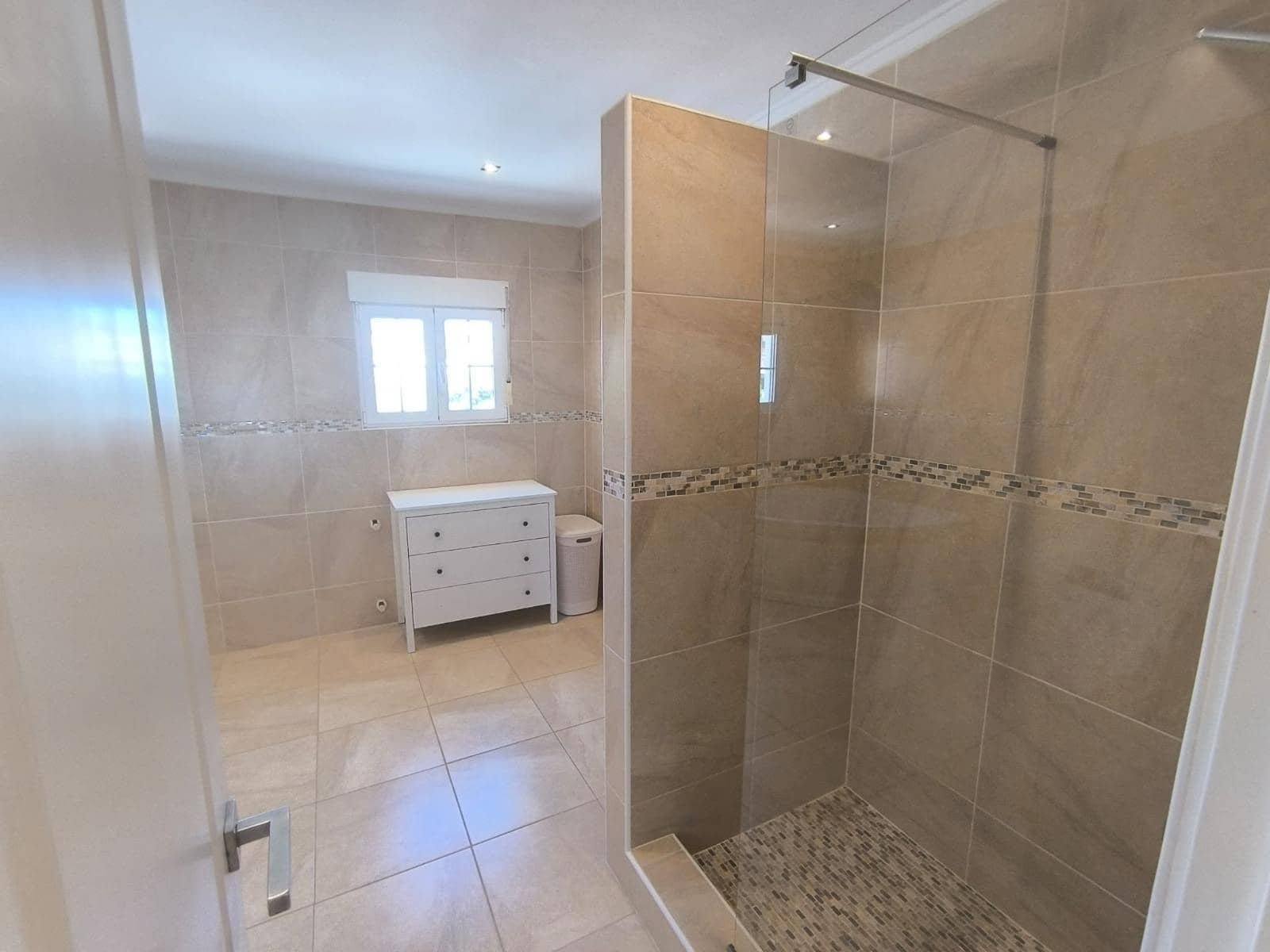 5 chambre Appartement à vendre à La Escuera avec piscine garage - 525 000 € (Ref: 10042118)