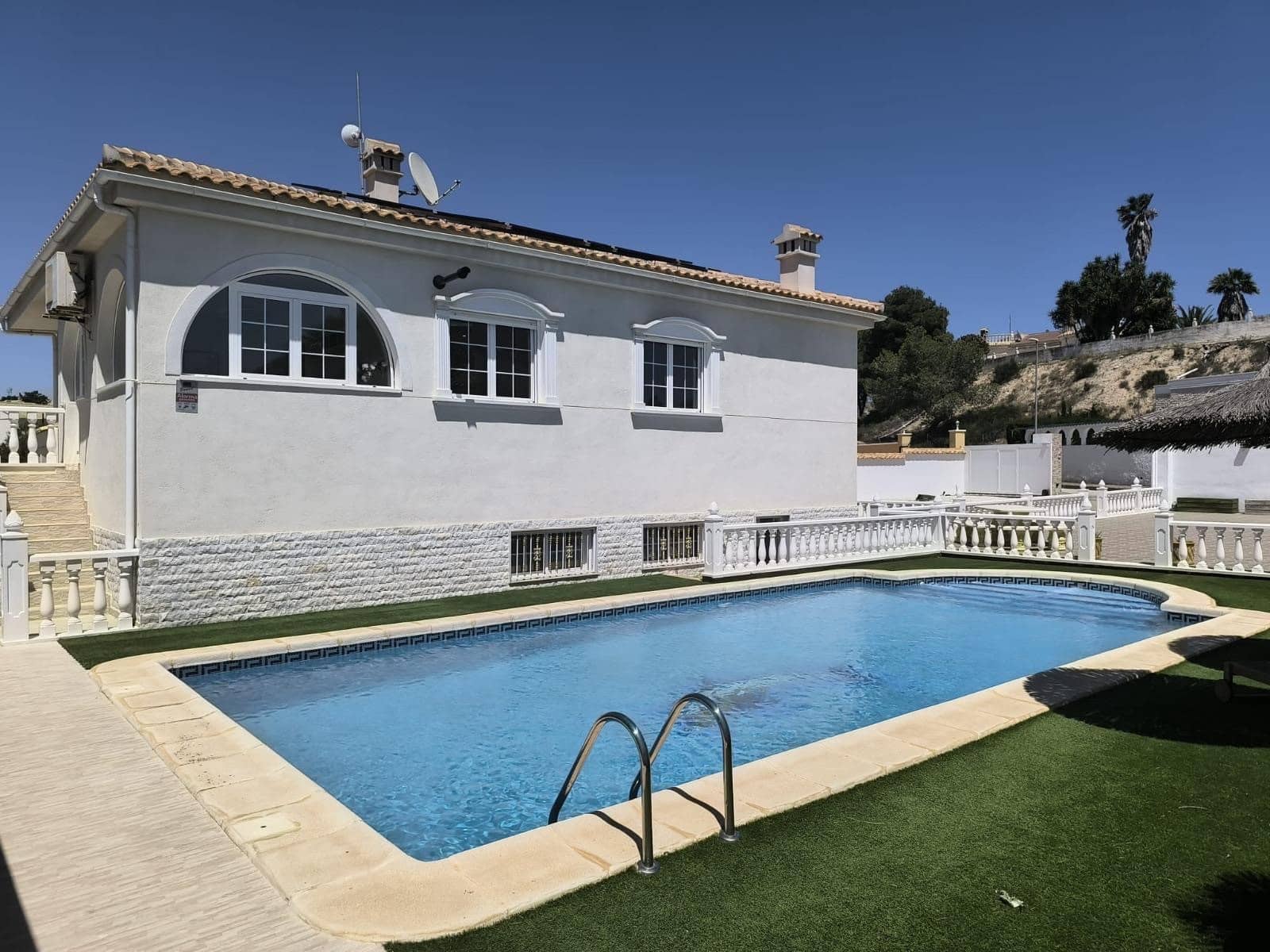 5 chambre Appartement à vendre à La Escuera avec piscine garage - 525 000 € (Ref: 10042118)
