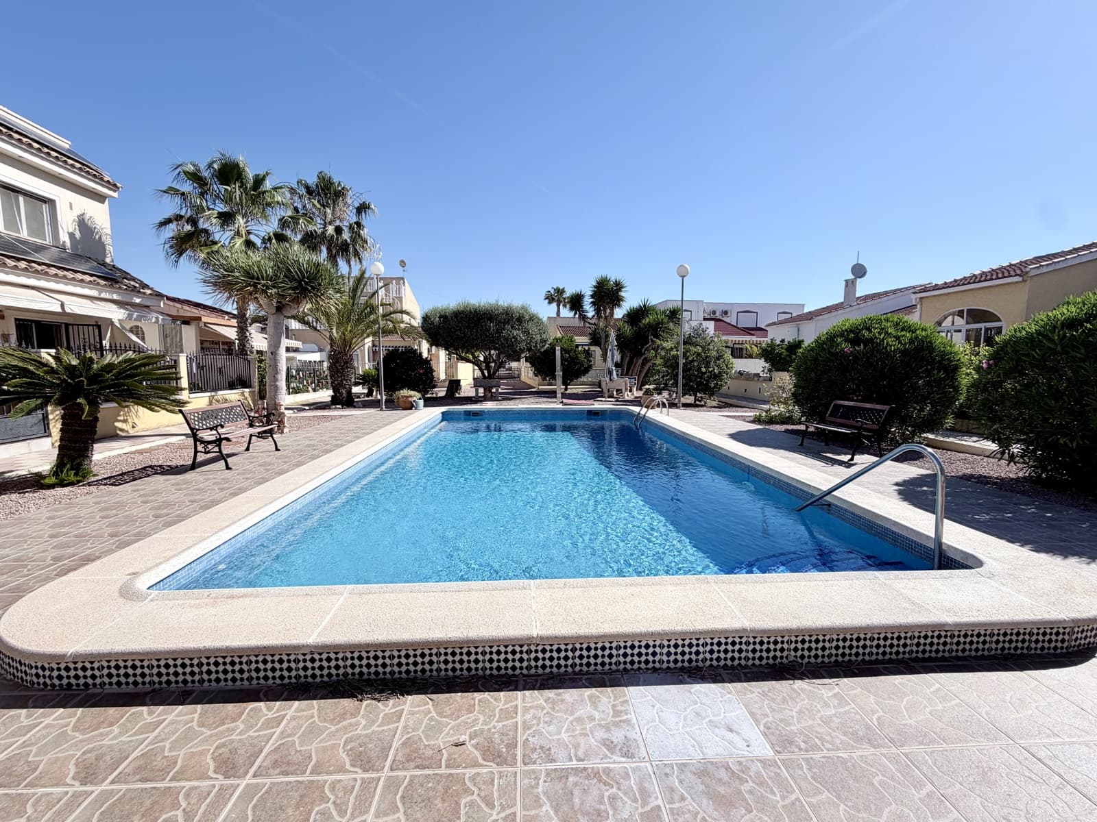 4 bedroom Villa for sale in La Marina with pool garage - € 465,000 (Ref: 10043528)