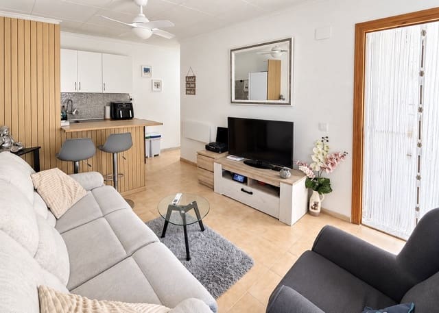 Adosado de 2 habitaciones en La Marina, Elche / Elx en venta - 125.000 € (Ref: 10091553)
