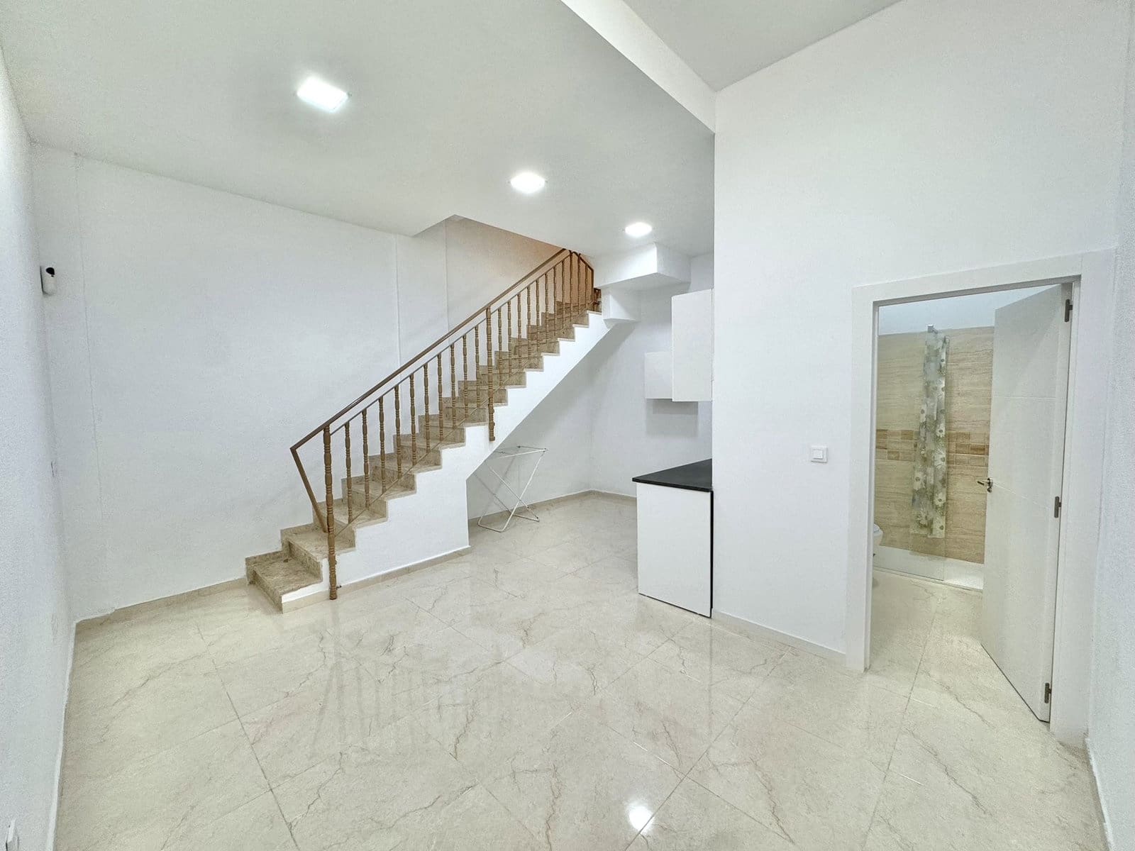 3 Zimmer Villa zu verkaufen in Guardamar del Segura mit Garage - 325.000 € (Ref: 10091557)