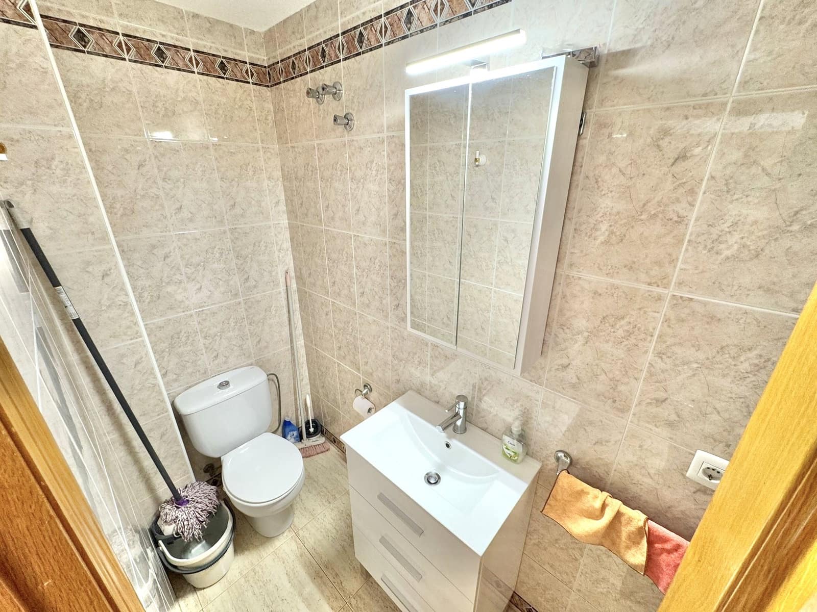 3 Zimmer Villa zu verkaufen in Guardamar del Segura mit Garage - 325.000 € (Ref: 10091557)
