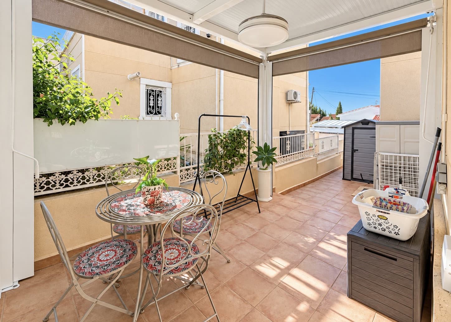 3 soverom Villa til salgs i La Marina med svømmebasseng garasje - € 325 000 (Ref: 10091560)