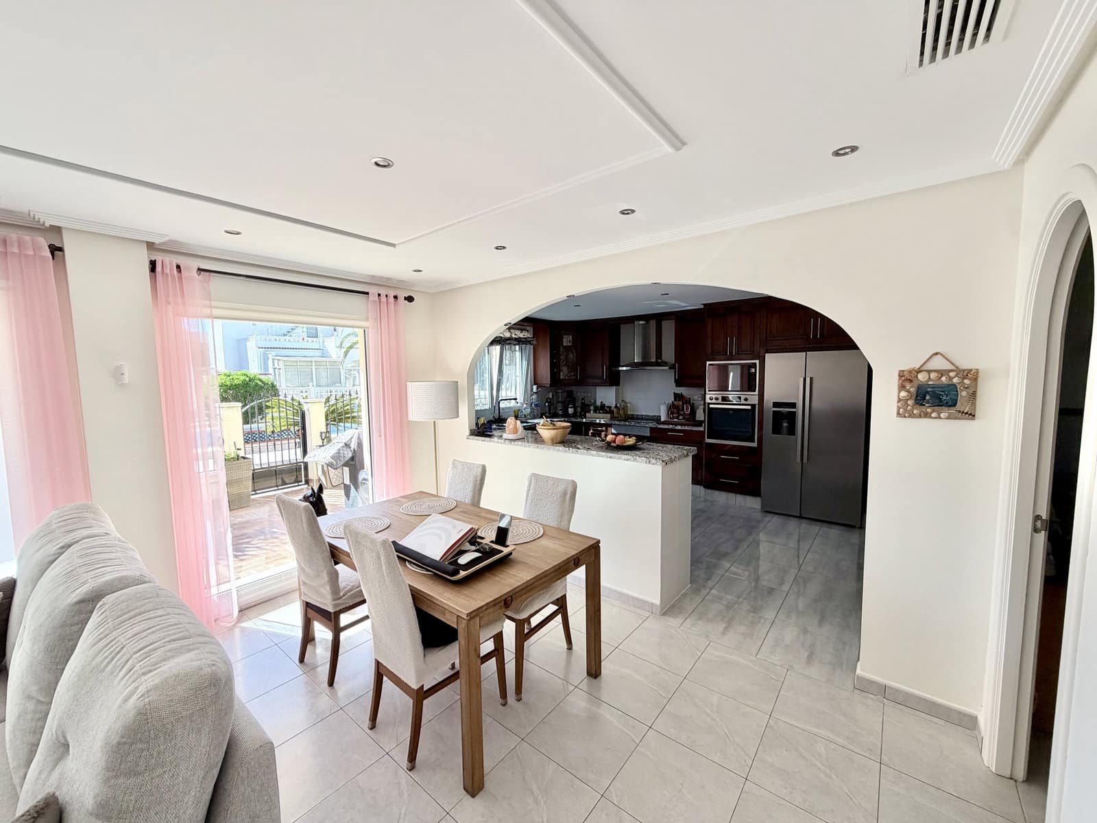 4 sovrum Villa till salu i La Marina med pool garage - 465 000 € (Ref: 10091562)