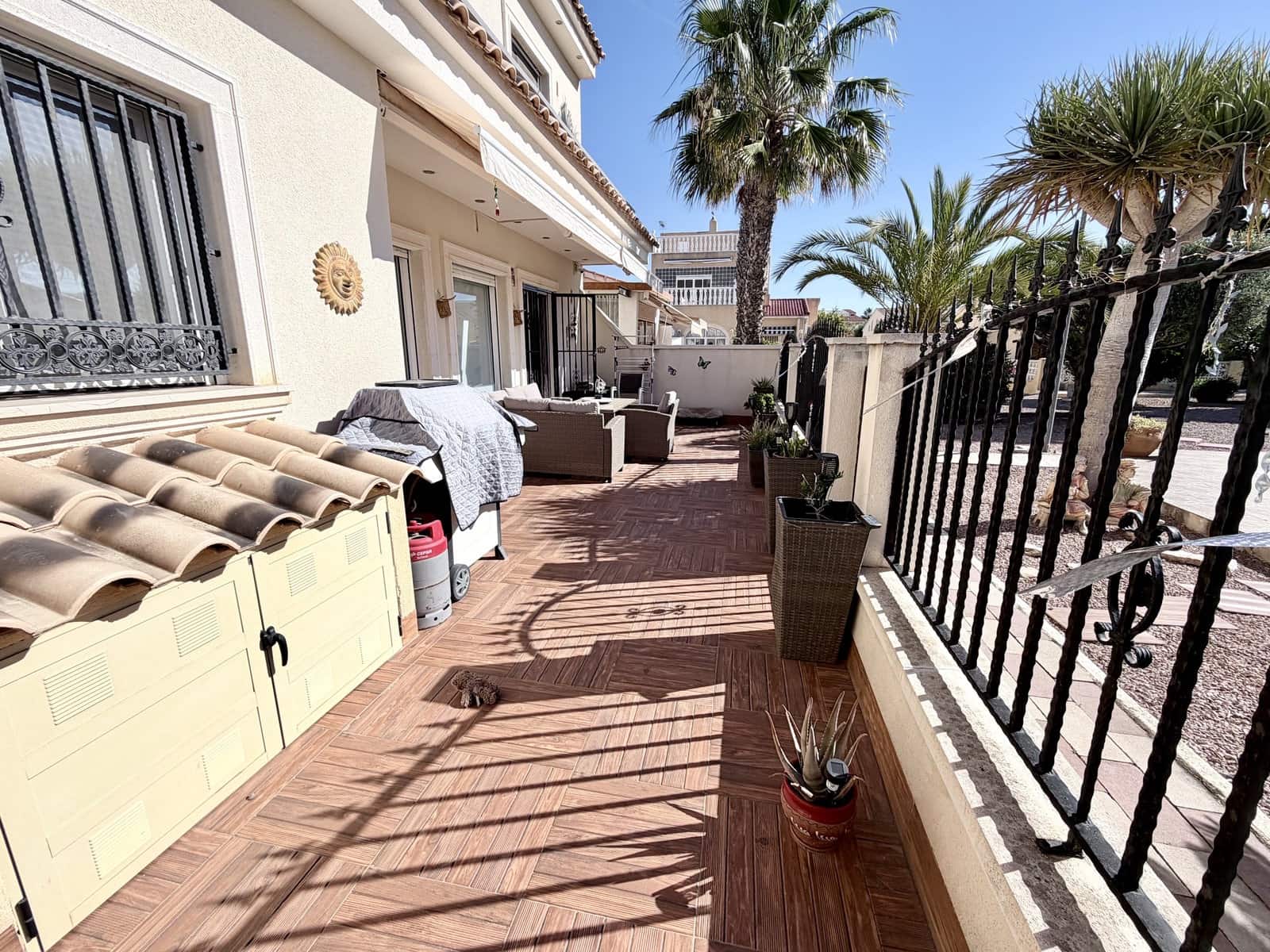 4 sovrum Villa till salu i La Marina med pool garage - 465 000 € (Ref: 10091562)