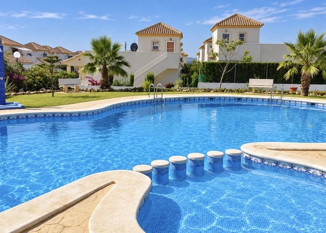3 camera da letto Villa in vendita in La Marina, Elche / Elx con piscina garage - 239.000 € (Rif: 10104335)