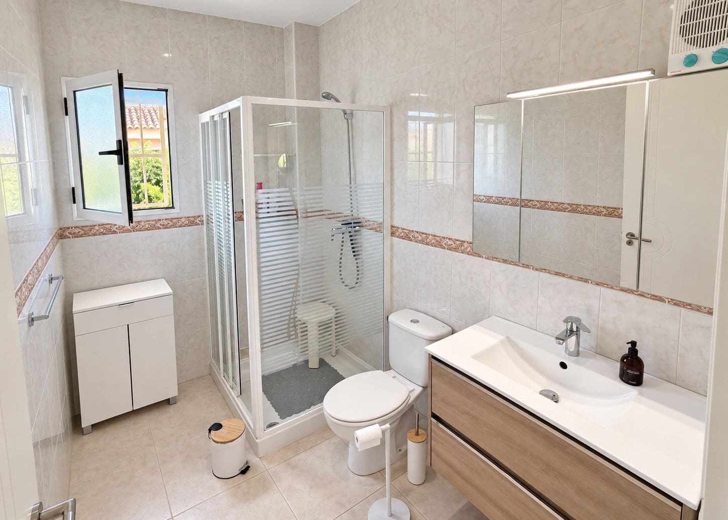 5 soveværelse Villa til salg i La Marina med swimmingpool garage - € 525.000 (Ref: 10135052)
