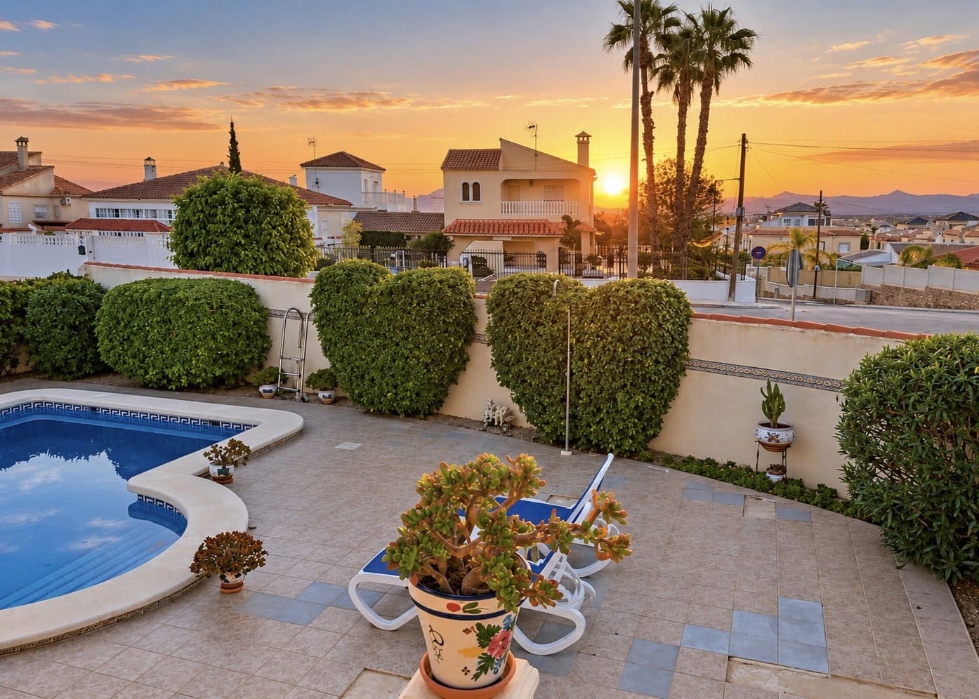 5 soveværelse Villa til salg i La Marina med swimmingpool garage - € 525.000 (Ref: 10135052)