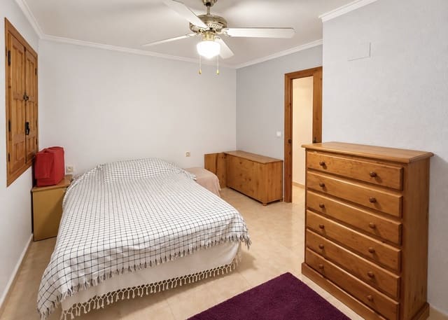 1 camera da letto Villetta a Schiera in vendita in La Marina, Elche / Elx con piscina - 98.000 € (Rif: 10156841)