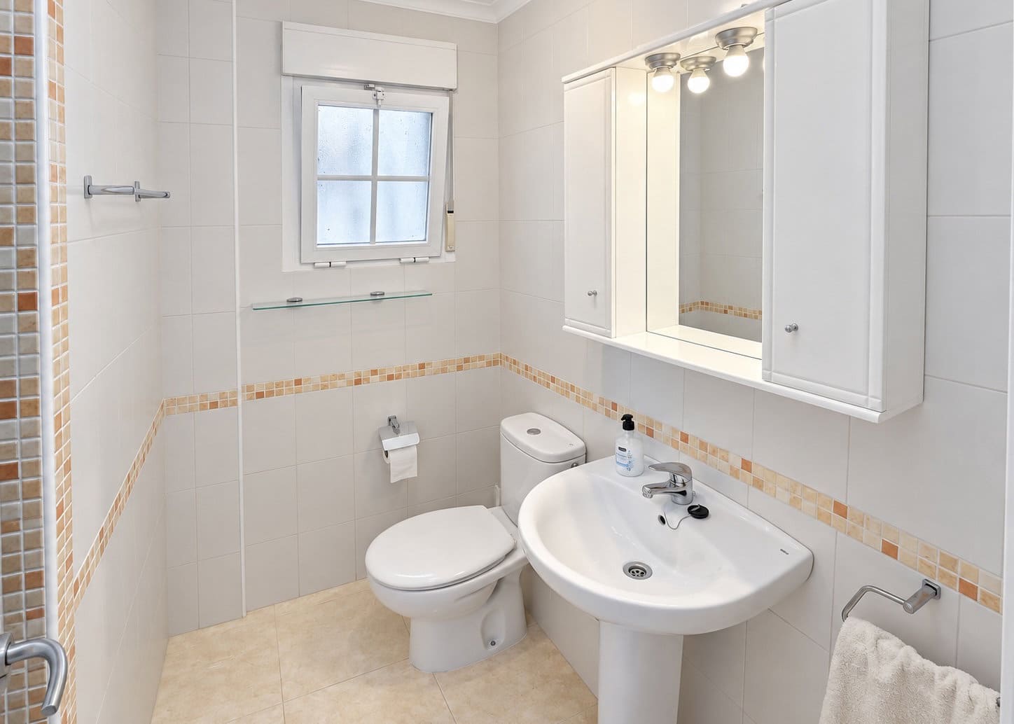 3 bedroom Villa for sale in La Marina with pool garage - € 195,000 (Ref: 10156842)