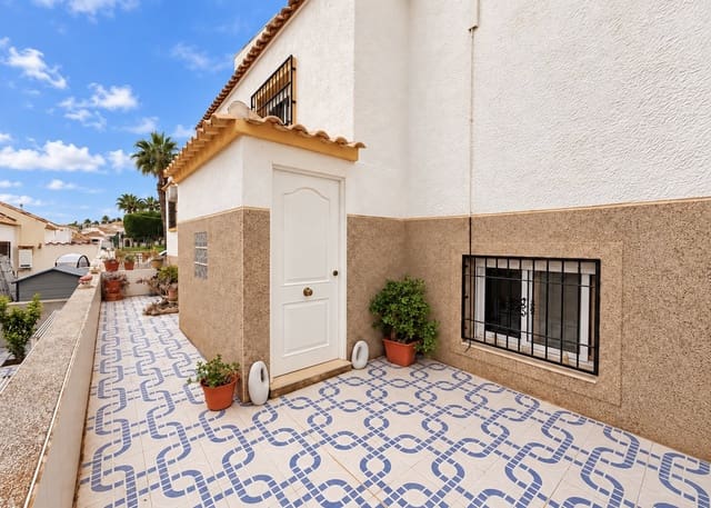 3 camera da letto Villa in vendita in La Marina, Elche / Elx con piscina garage - 195.000 € (Rif: 10158484)