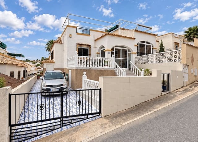 3 camera da letto Villa in vendita in La Marina, Elche / Elx con piscina garage - 195.000 € (Rif: 10158484)