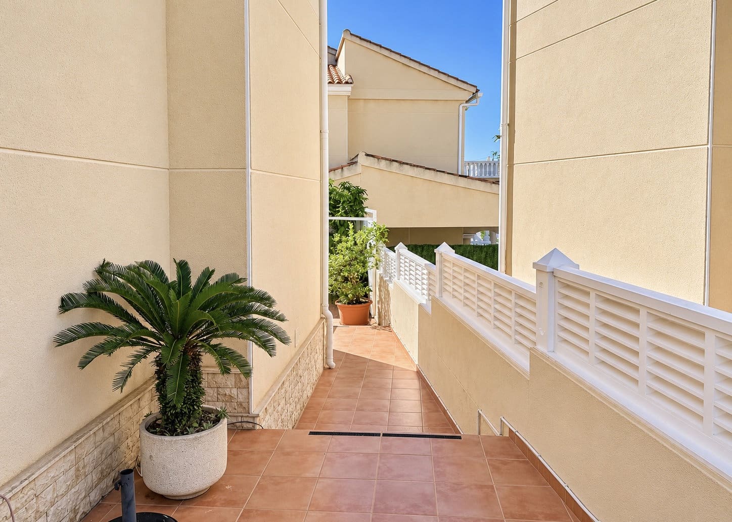 3 bedroom Villa for sale in La Marina with pool garage - € 275,000 (Ref: 10182142)