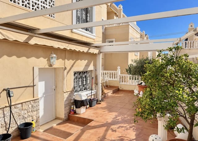 3 bedroom Villa for sale in La Marina, Elche / Elx with pool garage - € 275,000 (Ref: 10182142)