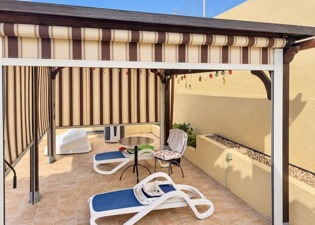 3 soverom Villa til salgs i La Marina, Elche / Elx med svømmebasseng garasje - € 383 000 (Ref: 10185486)