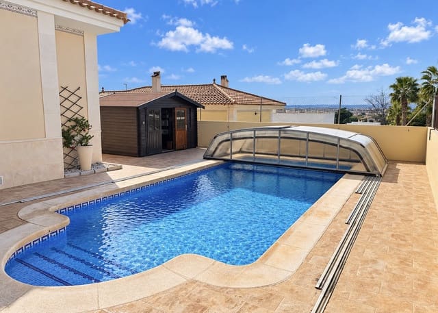 3 soverom Villa til salgs i La Marina, Elche / Elx med svømmebasseng garasje - € 383 000 (Ref: 10185486)