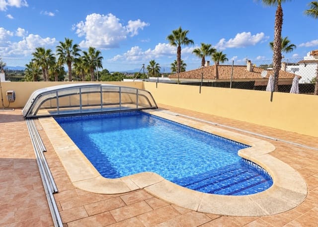 3 soverom Villa til salgs i La Marina, Elche / Elx med svømmebasseng garasje - € 383 000 (Ref: 10185486)