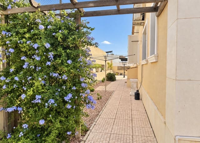 3 soverom Villa til salgs i La Marina, Elche / Elx med svømmebasseng garasje - € 383 000 (Ref: 10185486)