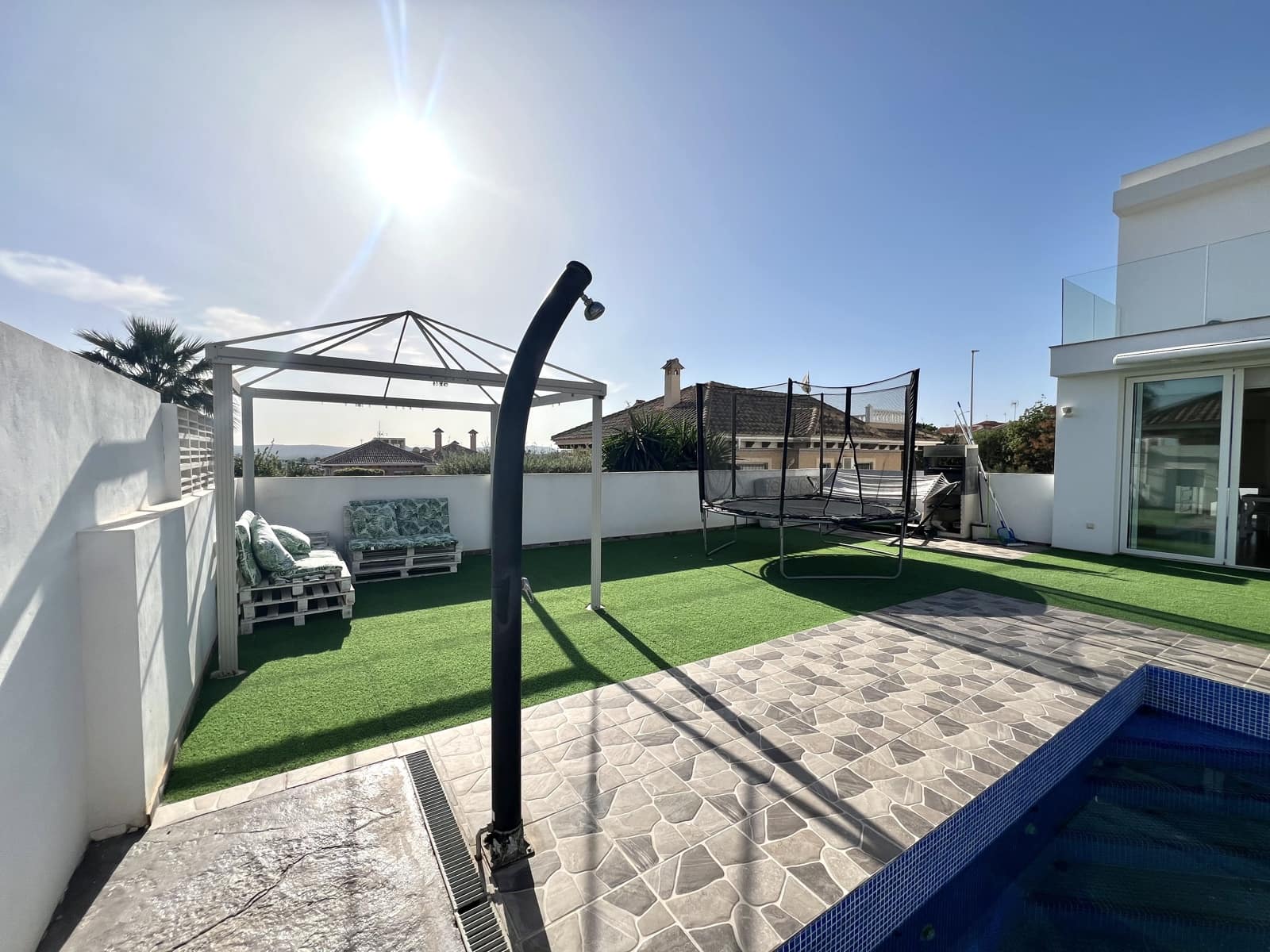 6 chambre Villa/Maison à vendre à La Marina avec piscine garage - 699 000 € (Ref: 8861775)