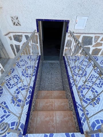 4 soveværelse Villa til salg i La Marina, Elche / Elx med garage - € 595.000 (Ref: 8878539)