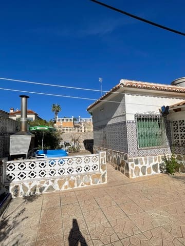4 soveværelse Villa til salg i La Marina, Elche / Elx med garage - € 595.000 (Ref: 8878539)
