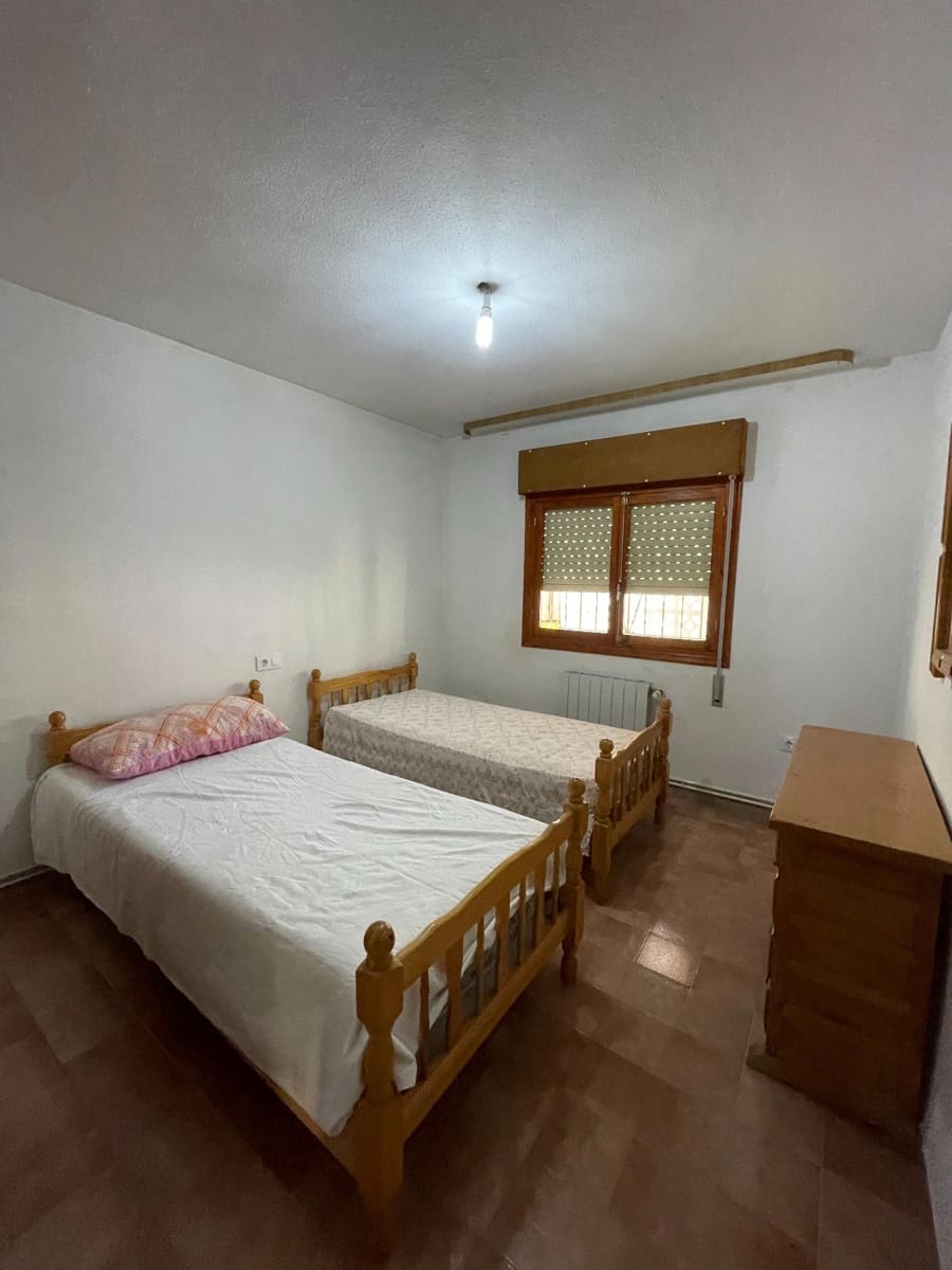 4 bedroom Villa for sale in La Marina with garage - € 595,000 (Ref: 8878539)