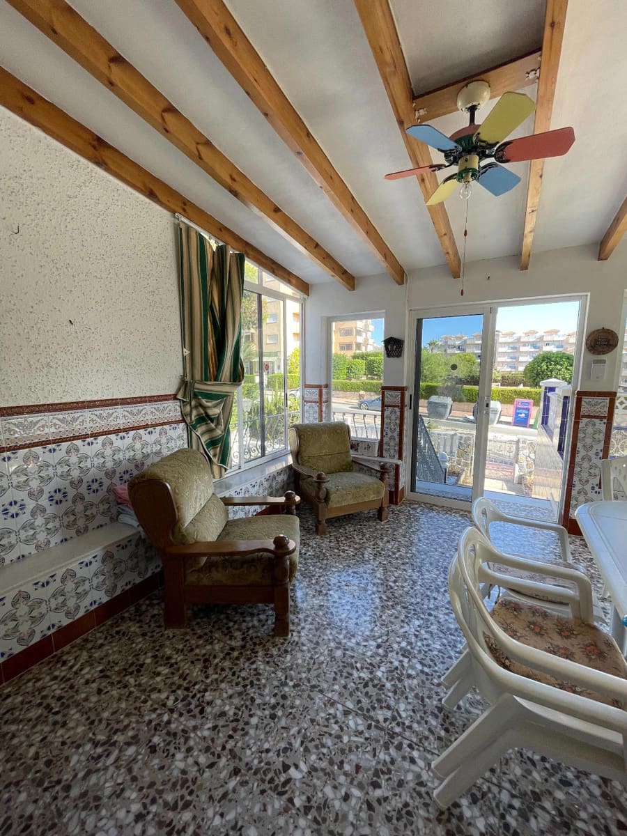4 bedroom Villa for sale in La Marina with garage - € 595,000 (Ref: 8878539)