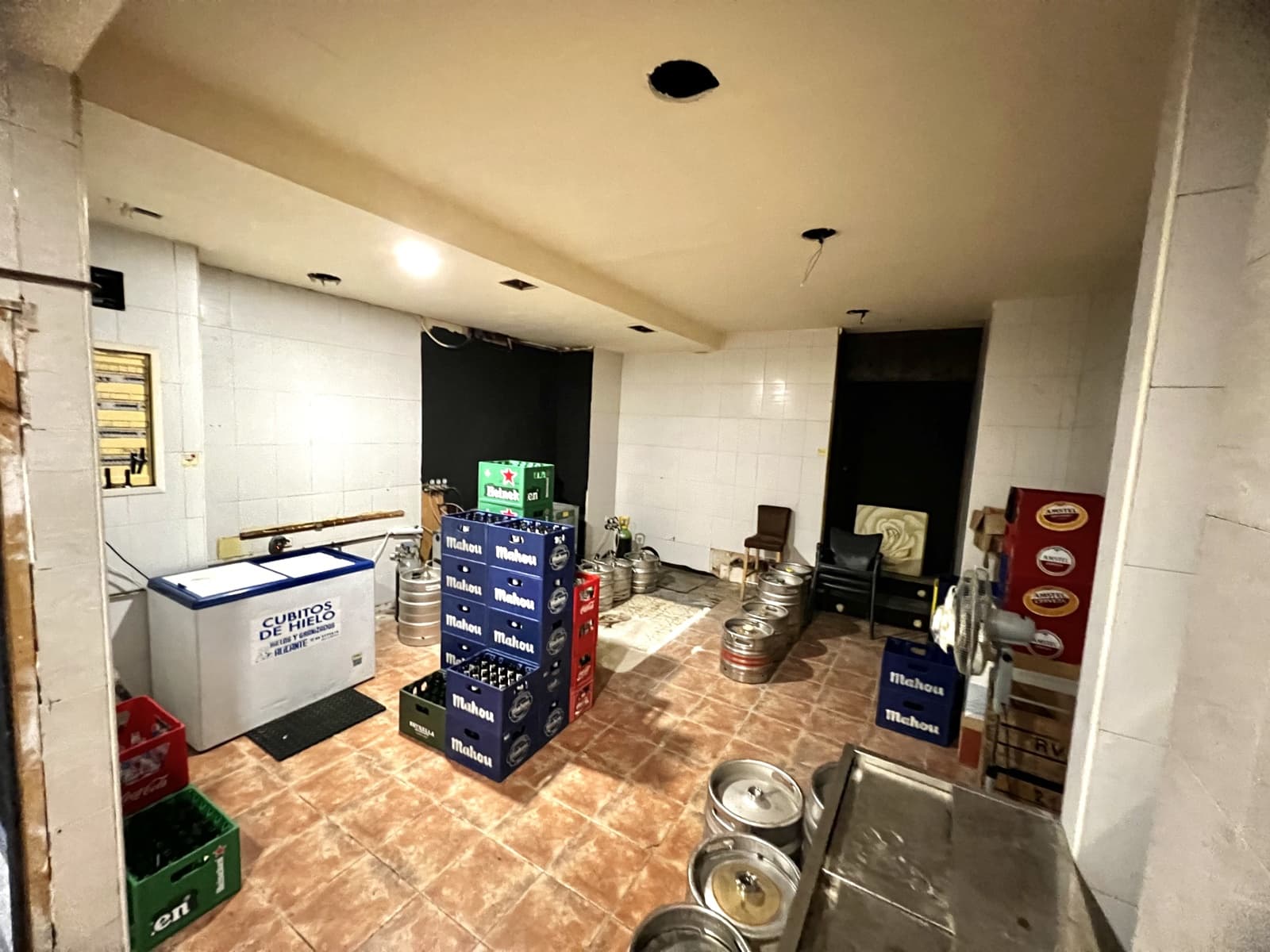 Kommersiell til salgs i La Marina med garasje - € 60 000 (Ref: 9041251)