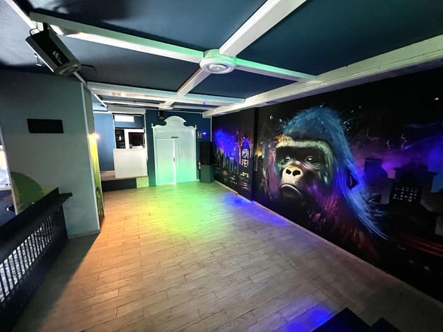 Commercial for sale in La Marina, Elche / Elx with garage - € 60,000 (Ref: 9041251)