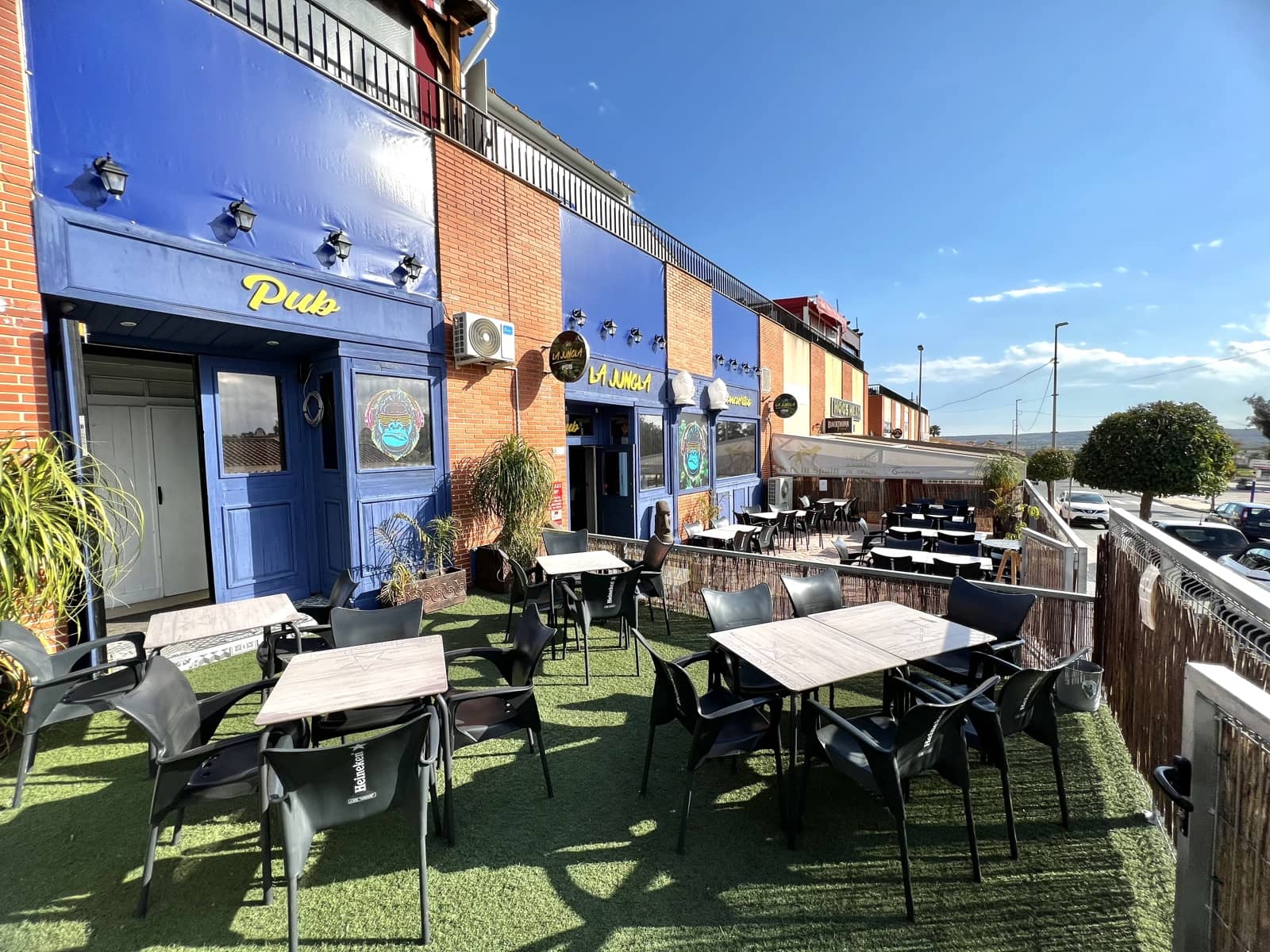 Kommersiell til salgs i La Marina med garasje - € 60 000 (Ref: 9041251)