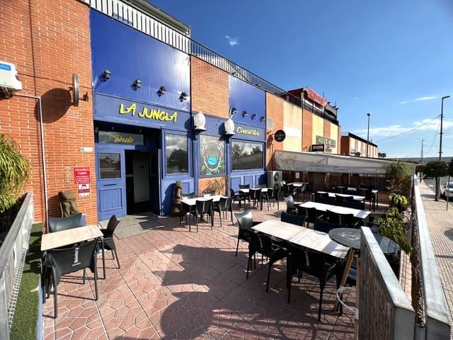 Commercial for sale in La Marina, Elche / Elx with garage - € 60,000 (Ref: 9041251)