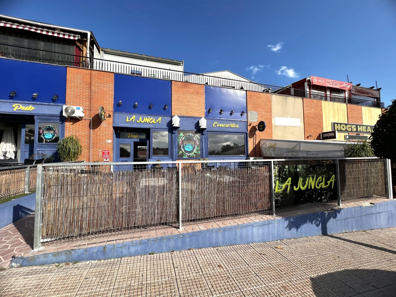 Kommersiell til salgs i La Marina med garasje - € 60 000 (Ref: 9041251)