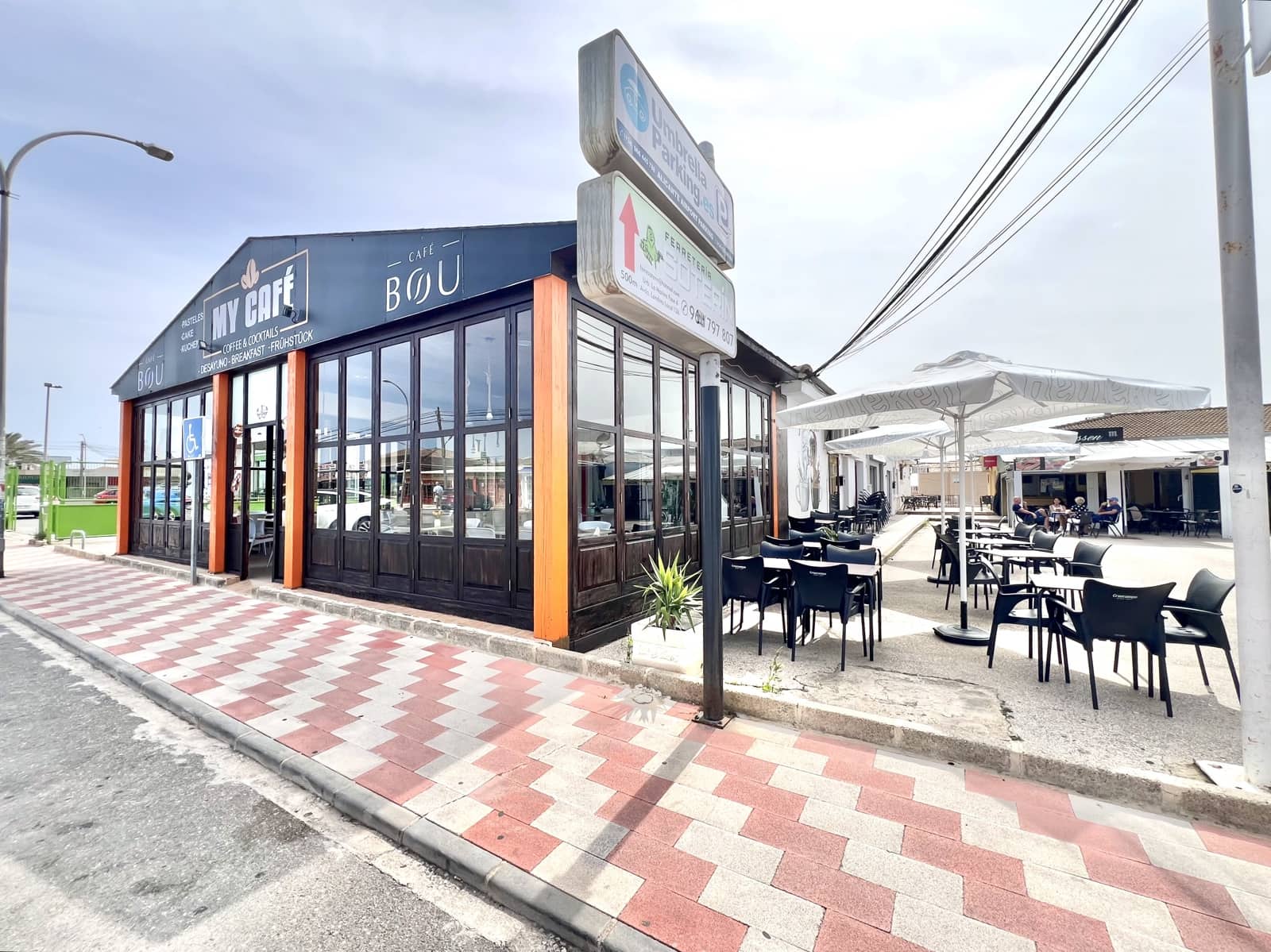 Commerciale in vendita in La Marina con garage - 63.500 € (Rif: 9046380)