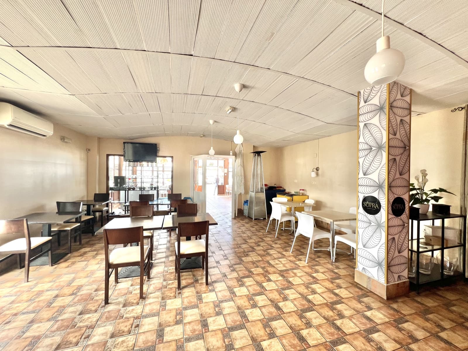 Commerciale in vendita in La Marina con garage - 63.500 € (Rif: 9046380)