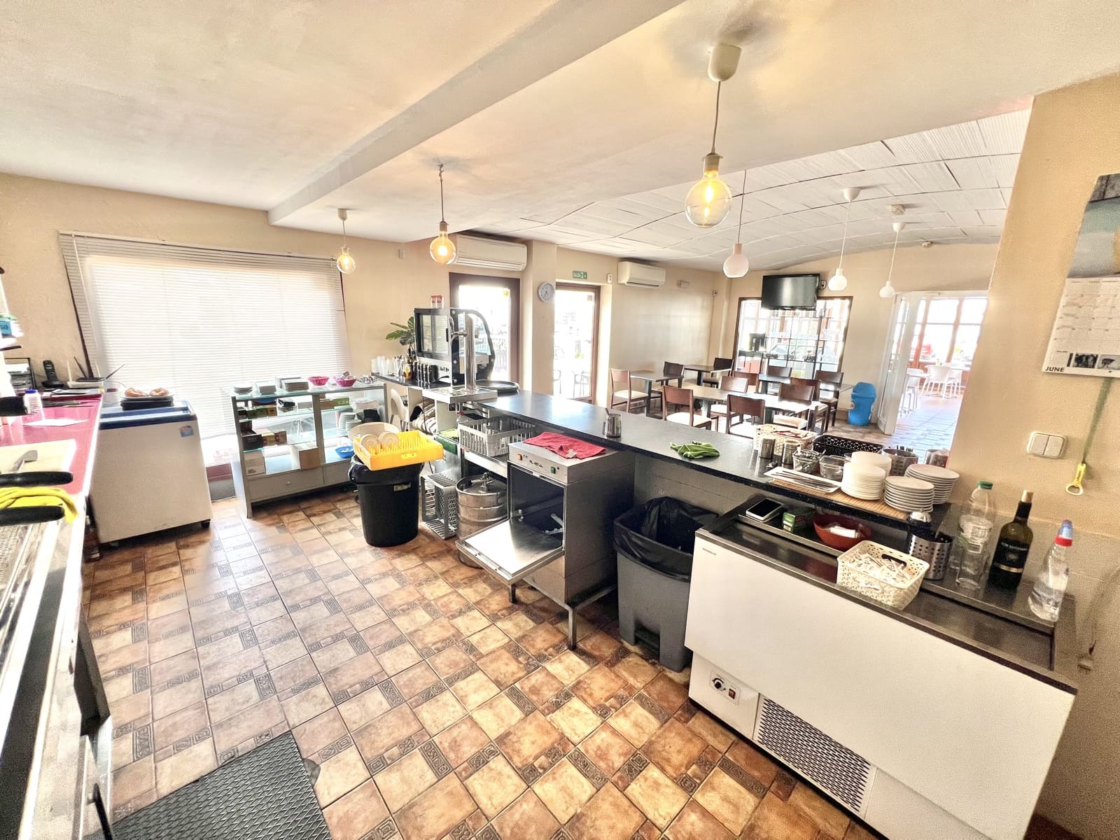 Commerciale in vendita in La Marina con garage - 63.500 € (Rif: 9046380)