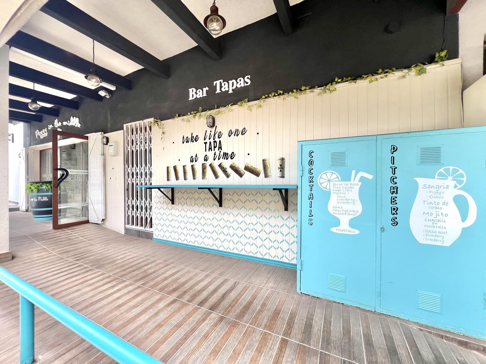 Erhverv til salg i La Marina med garage - € 175.000 (Ref: 9117914)