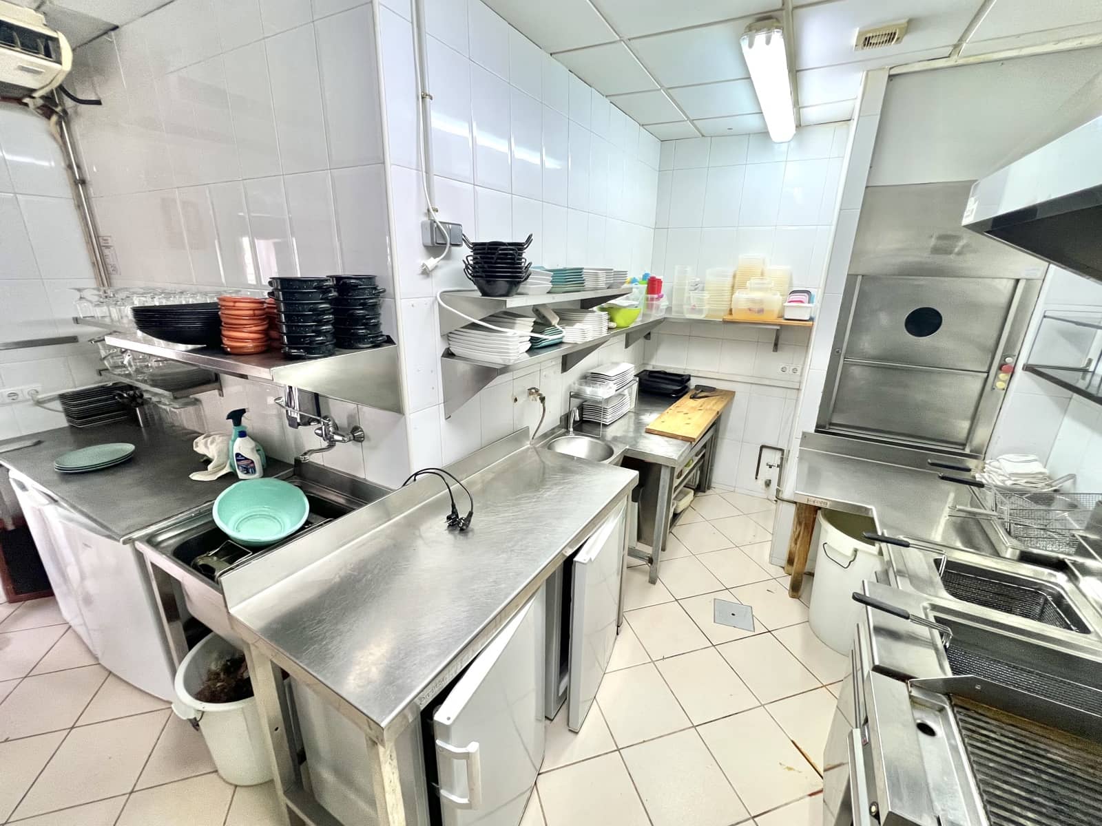 Erhverv til salg i La Marina med garage - € 175.000 (Ref: 9117914)