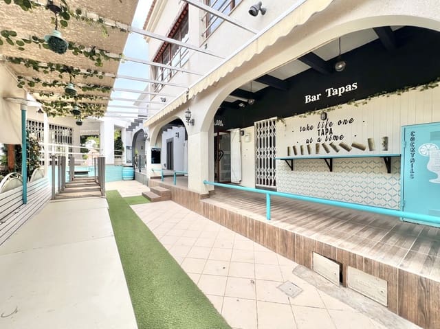 Commerciale in vendita in La Marina, Elche / Elx con garage - 175.000 € (Rif: 9117914)